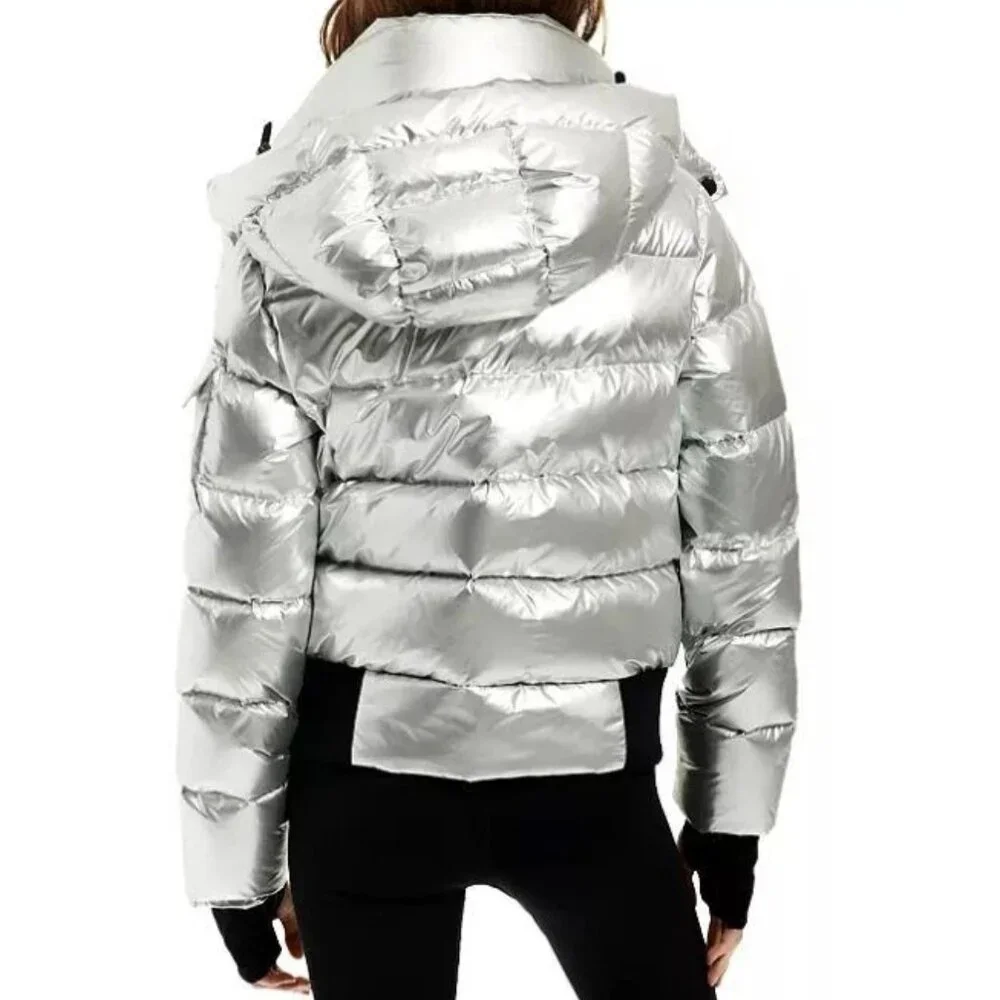 💥HOT ITEM!💥SAM. Bungalow Puffer Jacket in Glossy Metallic Silver - Picture 4 of 16
